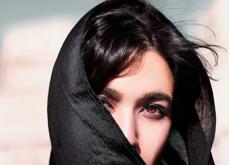 눈썹 탈색 후 검은 눈썹 복구 시간