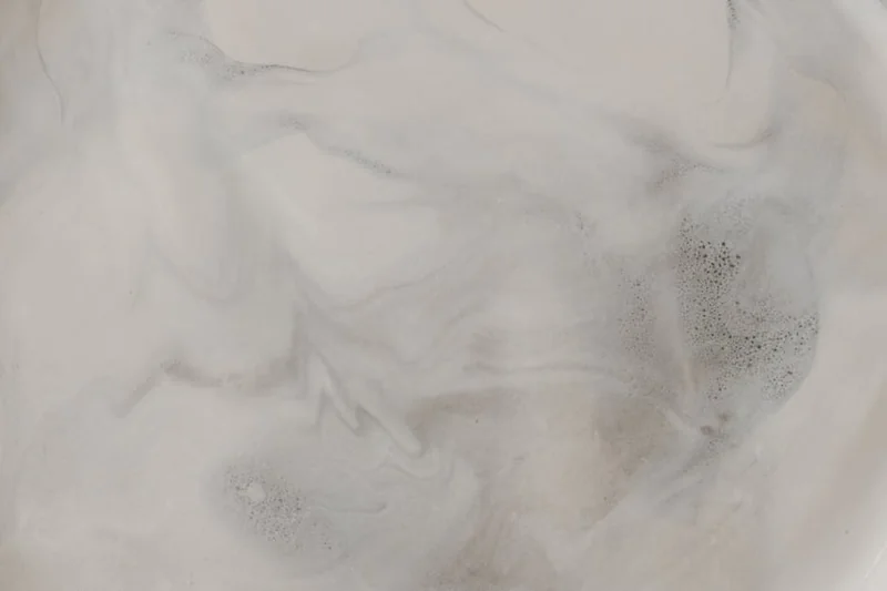 눈썹 탈색 후 얼룩 덜 생기게 하는 방법