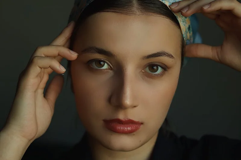 눈썹 탈색과 민감성 피부, 안전할까?