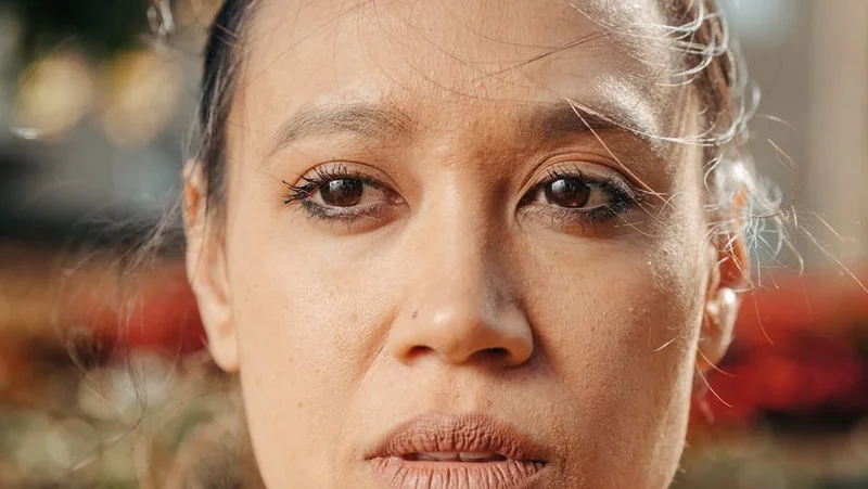 눈썹 탈색이 어울리는 피부톤 특징