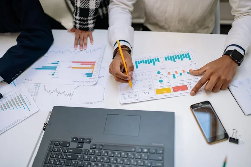 스마트폰 발열 줄이는 여름철 관리법