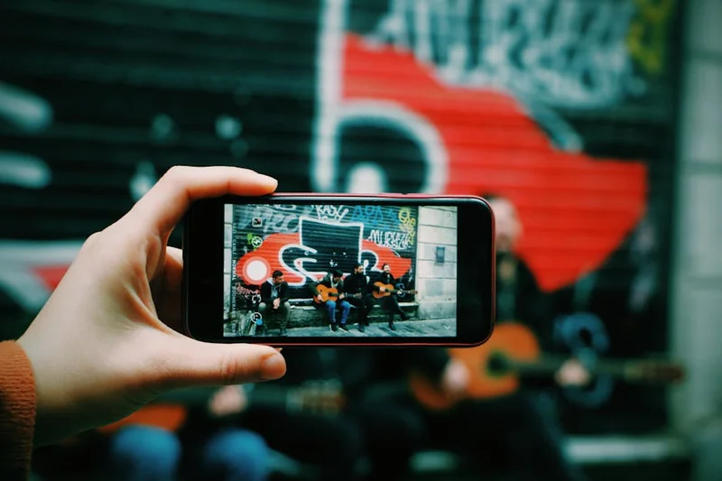 아이폰 음악 다운로드와 오프라인 재생 방법